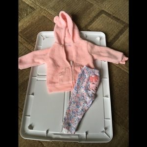 Carters matching floral bear set. Size 9M.
